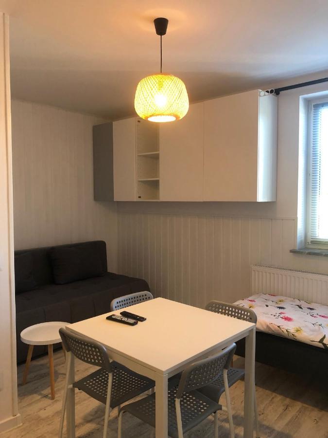 Pokoje Goscinne U Znajomej Ujście-Darłowskie Exterior foto